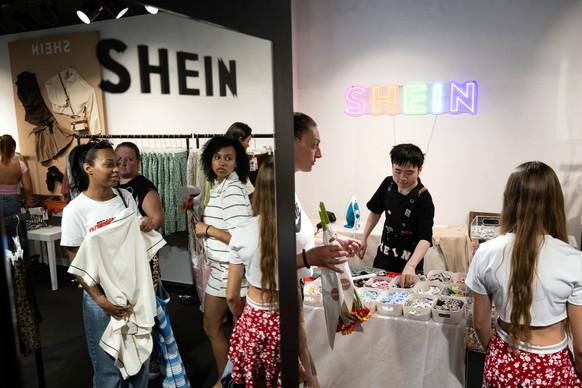 Ces clients de Shein sont partagés entre prix bas et culpabilité