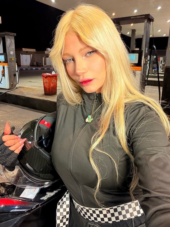 Mystère autour de la mort de l'influenceuse «Baby Rider» en Iran en janvier 2026.