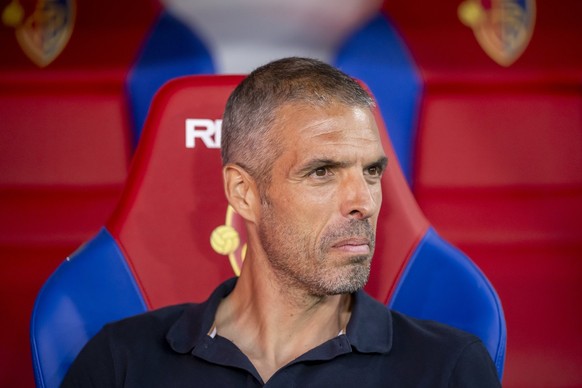 Cheftrainer Fabio Celestini (FCB) im Fussball Meisterschaftsspiel der Regular Season der Swiss Super League zwischen dem FC Basel 1893 und dem FC Lugano im Stadion St. Jakob-Park in Basel, am Samstag, ...