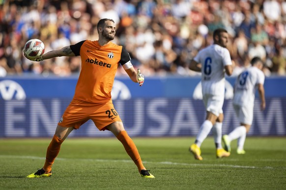 FC Zuerichs Goalkeeper Yannick Brecher im Fussball Meisterschaftsspiel der Super League zwischen dem FC Zuerich und dem FC Basel, am Sonntag, 28. August 2022 im Letzigrund Stadion in Zuerich. (KEYSTON ...