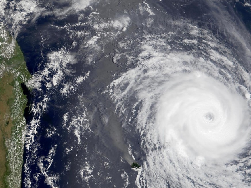Le cyclone Belal s&#039;est intensifi