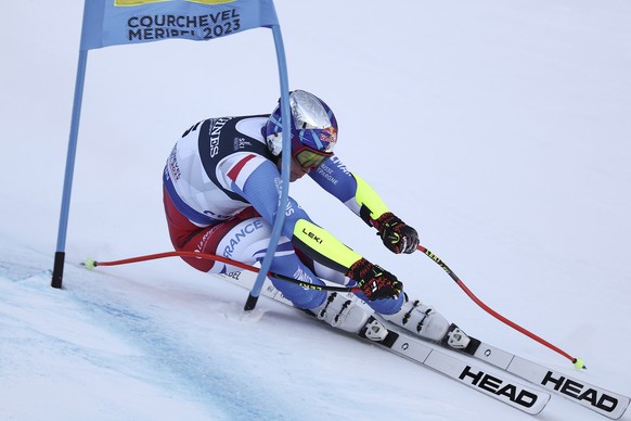 France&#039;s Alexis Pinturault speeds down the course during the super G portion of an alpine ski, men&#039;s World Championship combined race, in Courchevel, France, Tuesday, Feb. 7, 2023. (AP Photo ...