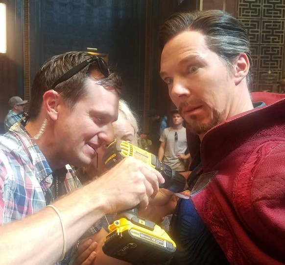 doctor strange avenger behind the scenes

https://www.instagram.com/p/BWxkSZaj4Jm/?utm_source=ig_embed