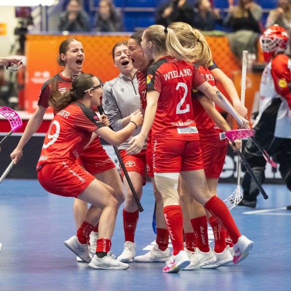 Les joueuses d&#039;Oscar Lundin ont peut-être signé le plus grand exploit de l&#039;histoire du unihockey suisse.