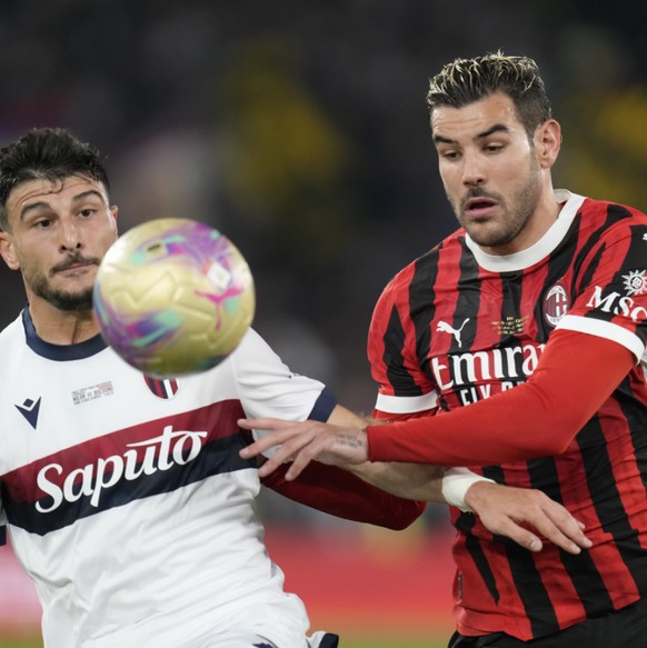 Theo Hernandez (à droite) quitte l&#039;AC Milan pour rejoindre le championnat saoudien