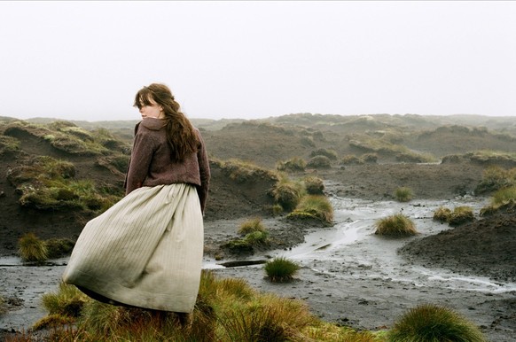 Shannon Beer Characters: Young Catherine Earnshaw Film: Wuthering Heights 2011 Director: Andrea Arnold 06 September 2011 PUBLICATIONxINxGERxSUIxAUTxONLY Copyright: MaryxEvansxAFxArchivexArtificialxEye ...