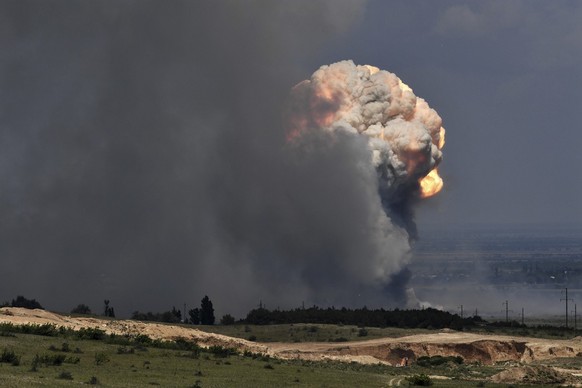 Un dépôt de munitions explose en Crimée.