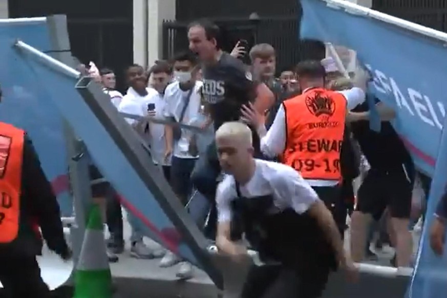 Durant Italie-Angleterre, 45 arrestations de hooligans à Wembley