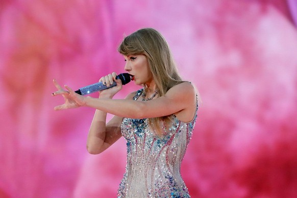 La méga star de la pop américaine Taylor Swift vient de rafler un nouveau record lundi, détrônant ainsi Barbra Streisand.