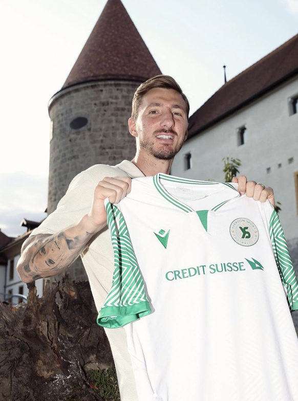 Le maillot extérieur.