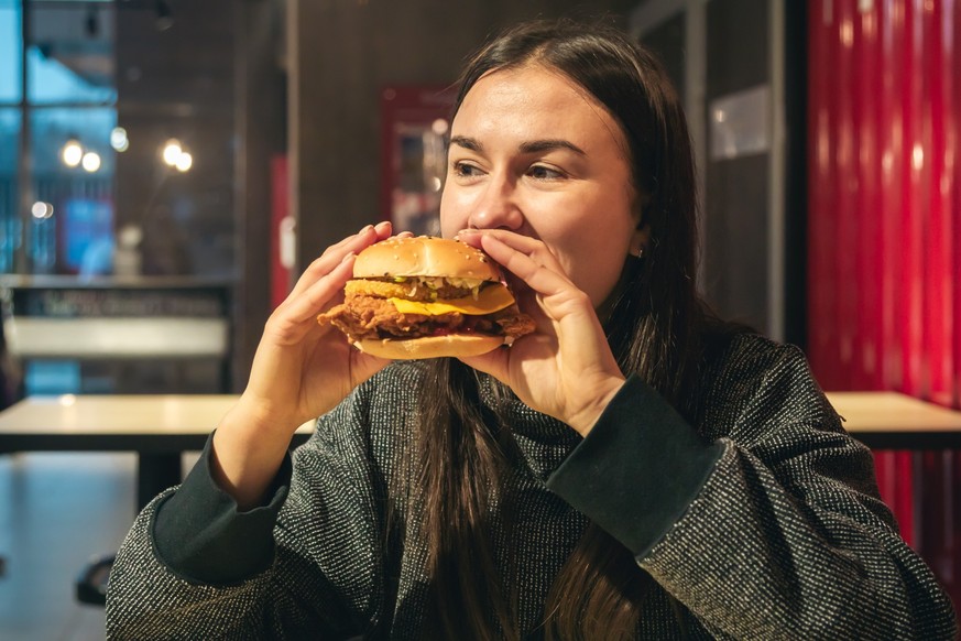San Francisco poursuit dix géants de l’agroalimentaire, accusés d’avoir provoqué une crise sanitaire massive avec leurs aliments ultratransformés omniprésents dans les supermarchés américains.