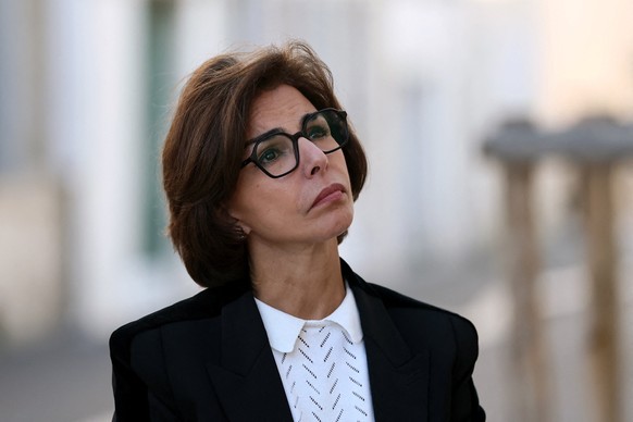 epa12502909 French Culture Minister Rachida Dati waits for the arrival of the French President for a visit at the Pierre Loti&#039;s house in Rochefort, France, 04 November 2025. EPA/STEPHANE MAHE / P ...