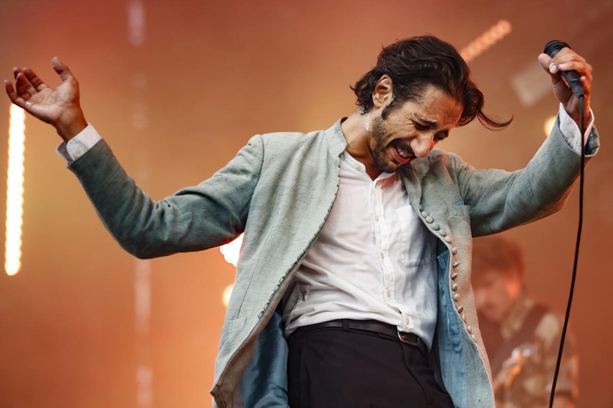 Le chanteur Arthur Teboul va-t-il encore suer en 2022? Feu! Chatterton était déjà au Paléo en 2018.