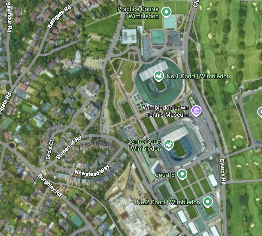 Ici, il y a aussi un léger désaxement, mais cette fois nord-ouest - sud-est.