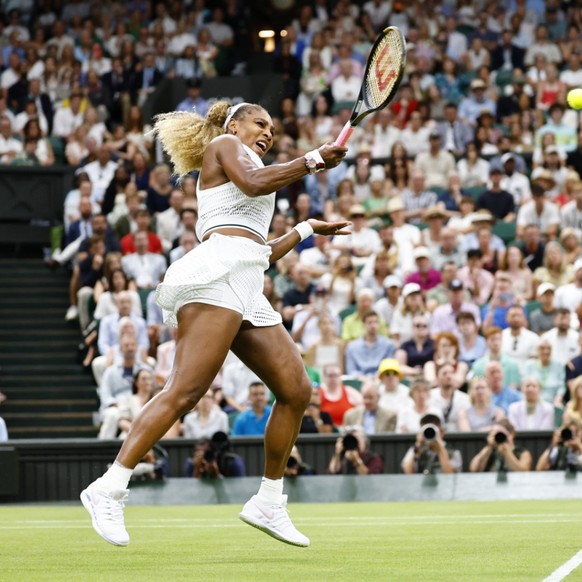 Serena Williams aimerait jouer en simple avant l'US Open, selon sa coach