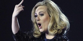 5 faits qui prouvent qu'Adele est insupportable