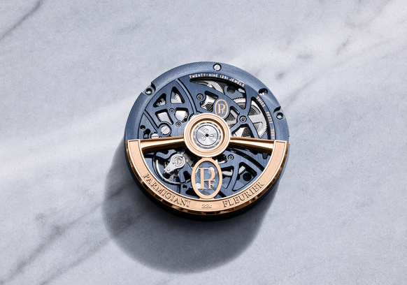 Parmigiani Fleurier dévoile la Tonda PF Skeleton Rose Gold Milano Blue, une montre suisse à 97 000 francs limitée à seulement 30 exemplaires.