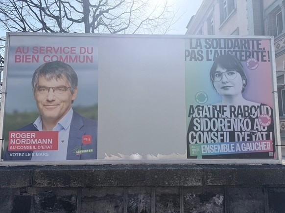 Les affiches UDC vandalisées en ville de Lausanne.