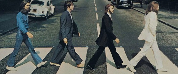 Les Beatles et leur cliché légendaire d&#039;Abbey Road.