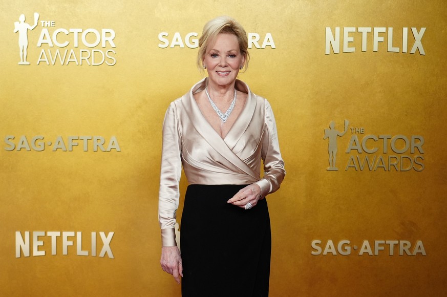 Jean Smart arrives at the 32nd Annual Actor Awards on Sunday, March 1, 2026, at the Shrine Auditorium and Expo Hall in Los Angeles. (Photo by Richard Shotwell/Invision/AP)
Jean Smart