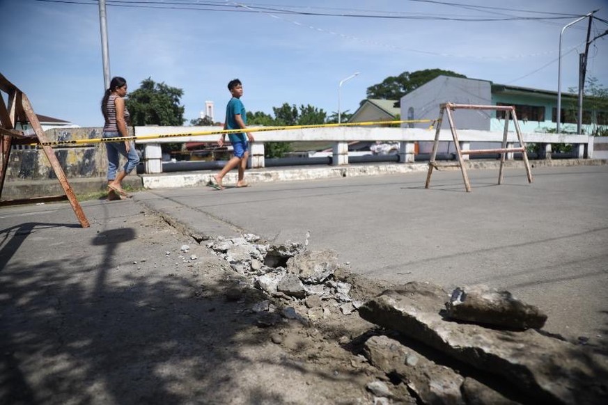 Des tremblements de terre surviennent quotidiennement dans ce pays peuplé de 114 millions d'habitants.
