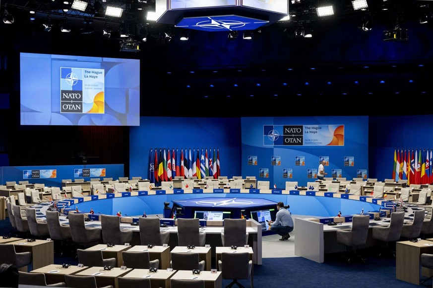 La salle de réunion du Forum mondial où se tient le sommet de l&#039;Organisation du traité de l&#039;Atlantique Nord (OTAN).