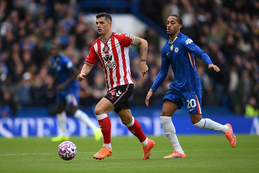 LONDON, ENGLAND - OCTOBER 25: Granit Xhaka of Sunderland runs with the ball during the Premier League match between Chelsea and Sunderland at Stamford Bridge on October 25, 2025 in London, England. (P ...