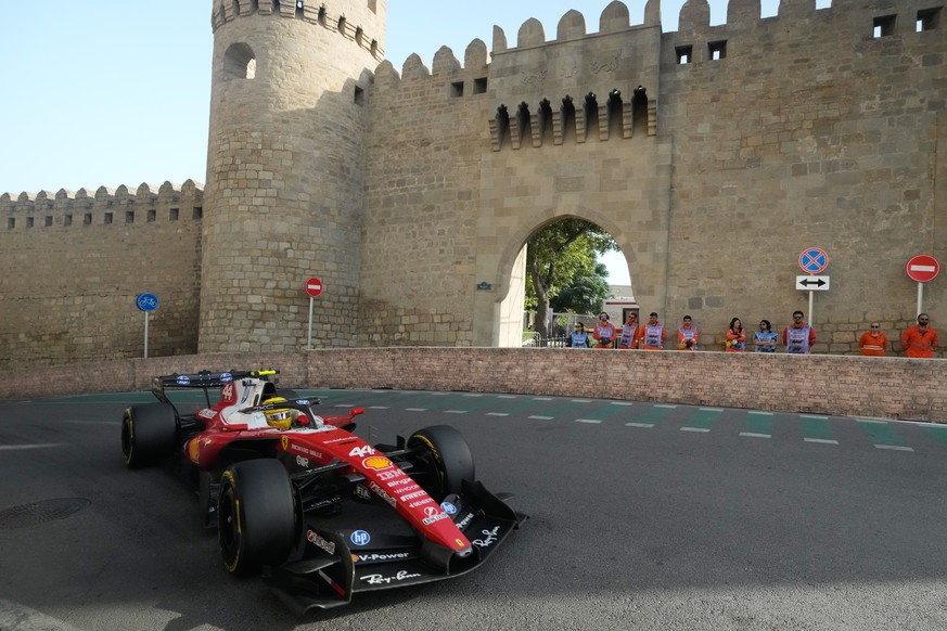 Ferrari driver Lewis Hamilton of Britain steers his car during the second free practice ahead of the Azerbaijan F1 Grand Prix, in Baku, Azerbaijan, Thursday, Sept. 24, 2026. (AP Photo/Darko Bandic)
Le ...