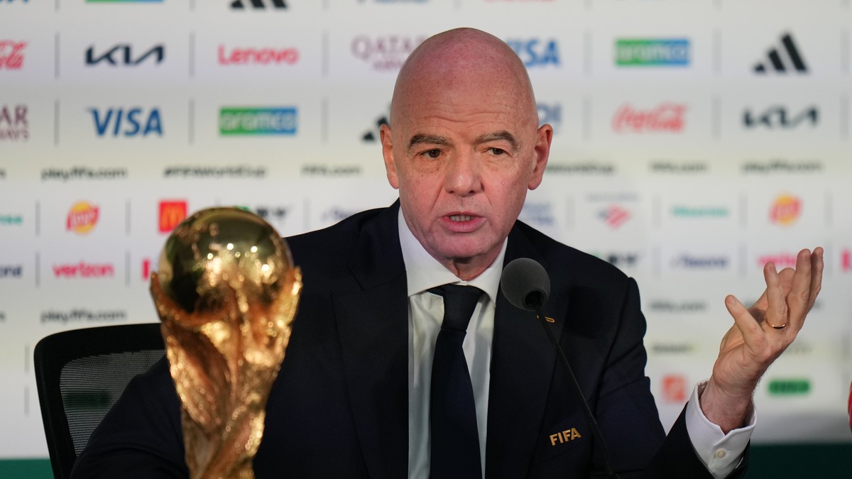 Gianni Infantino veut ouvrir la Fifa à des investisseurs privés. Un projet vivement critiqué, dont il se défend