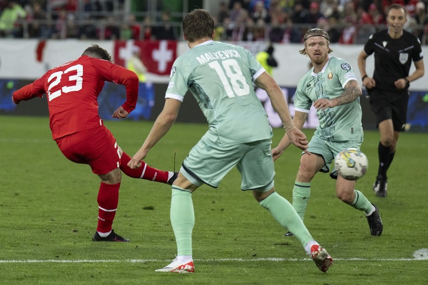 La frappe de Shaqiri, qui a conduit à l'ouverture du score.