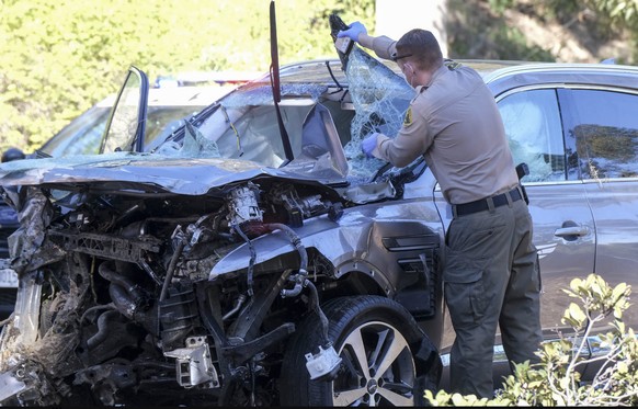 La voiture de Tiger Woods après l'accident.