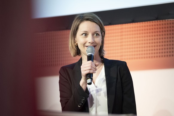Christina Bachmann-Roth, Pr�sidentin Die Mitte Frauen Schweiz, spricht waehrend der Delegiertenversammlung der Mitte-Partei am Samstag, 25. Mai 2024, in Arbedo, Tessin. (KEYSTONE/Ti-Press/ Maria Linda ...