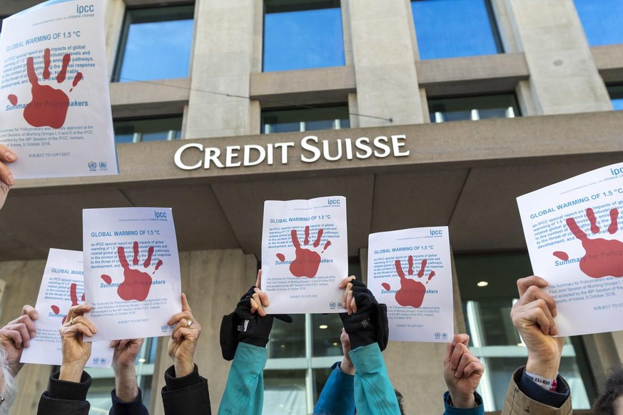 Credit Suisse climat action Exctinction Rebellion activisme militant procès