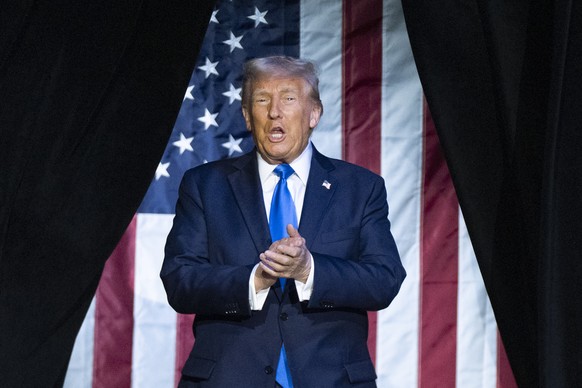 President Donald Trump arrives to give a commencement address at the University of Alabama, Thursday, May 1, 2025, in Tuscaloosa, Ala.(AP Photo/Manuel Balce Ceneta)
Donald Trump