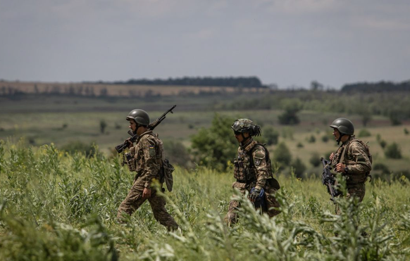 Les troupes ukrainiennes continuent leur chemin vers la mer d&#039;Azov.