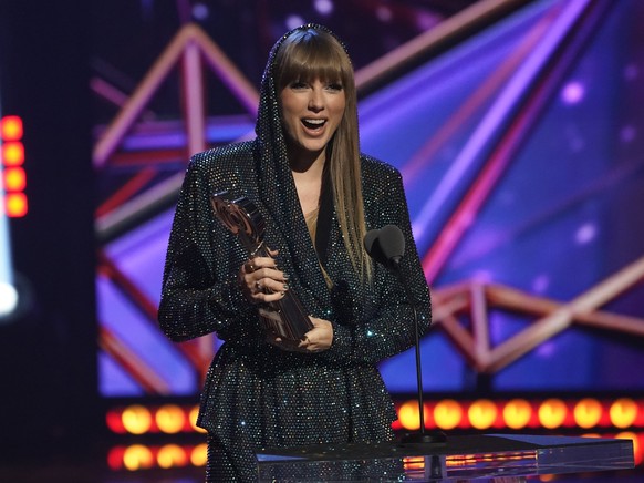 Taylor Swift accepts the award for song of the year for &quot;Anti-Hero&quot; at the iHeartRadio Music Awards on Monday, March 27, 2023, at the Dolby Theatre in Los Angeles. (AP Photo/Chris Pizzello)
 ...