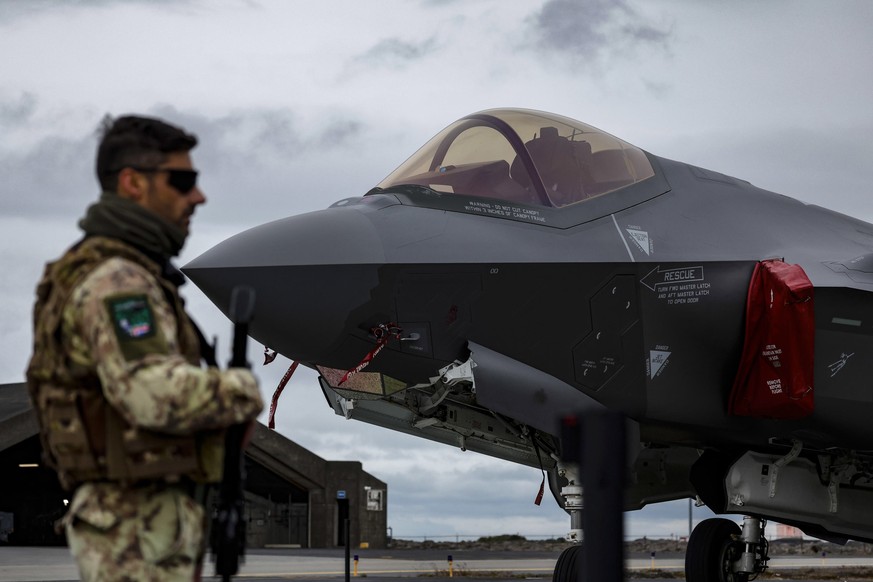 epa10036145 Italian Air Force multirole combat aircraft F-35 during defense operation Air Policing Northern Lightning III led by NATO in Keflavik Air Base, Iceland, 26 June 2022 (issued 27 June 2022). ...