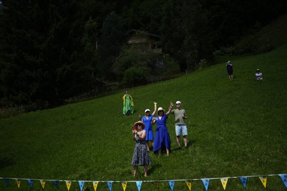 Le bonheur est dans le pré.