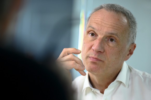 Laurent Kurth, president de la table ronde federale pour favoriser des accords extrajudiciaires apres l'incendie de Crans-Montana photographie lors d'un interview ce vendredi 22 mai 2026 a L ...