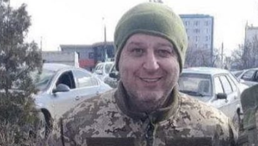 D'entraîneur à soldat, Yuriy Vernydub a rejoint l'armée ukrainienne dans la guerre qui l'oppose à la Russie.