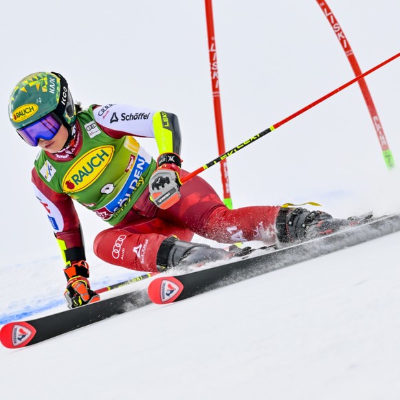 Julia Scheib a réussi une démonstration en 1re manche à Sölden