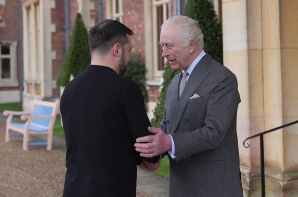 SANDRINGHAM, NORFOLK - MARCH 2: King Charles III (L) greets Ukrainian President Volodymyr Zelensky during a visit to the Sandringham Estate on March 2, 2025 in Sandringham, Norfolk. (Photo by Joe Gidd ...