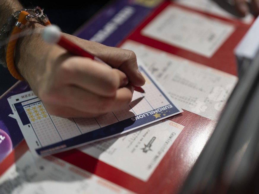 Un Romand a gagné 300 000 francs à un tirage au sort et ne le sait pas