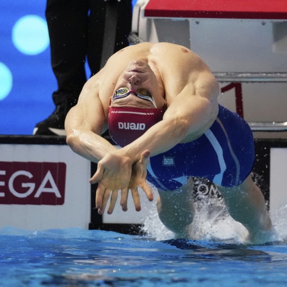 Roman Mityukov a maîtrisé son sujet en séries du 200 m dos