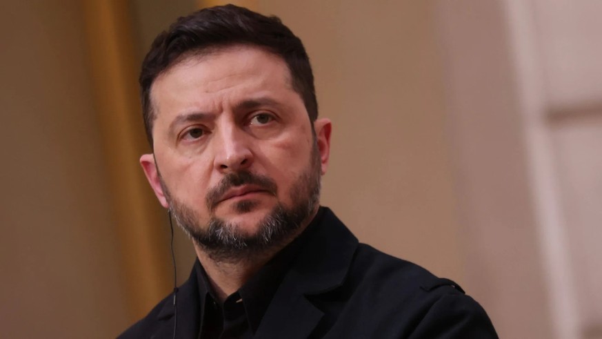 Volodymyr Zelensky (photo d'archive): le président ukrainien est apparu aux côtés d'un nouveau modèle d'arme lors d'un discours.