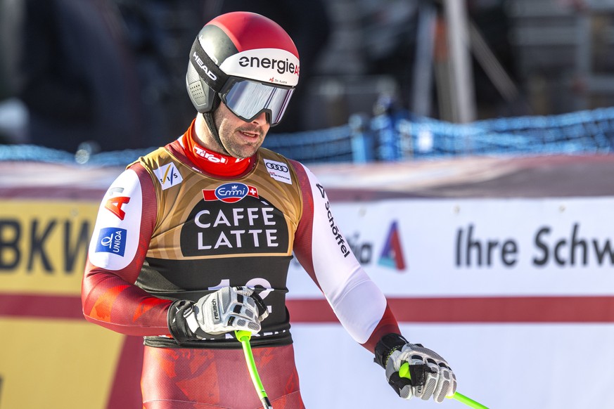 epa12651063 Vincent Kriechmayr of Austria reacts in the finish area during the men's Downhill training race at the FIS Alpine Skiing World Cup event in Wengen, Switzerland, 15 January 2026. EPA/P ...
