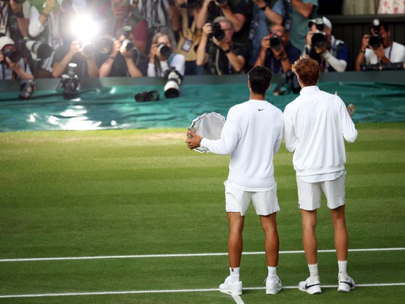 Plusieurs stars du tennis, dont Jannik Sinner, vainqueur de l'édition 2025 de Wimbledon, ont dénoncé l'absence d'augmentation du "prize-money" en Grand Chelem.