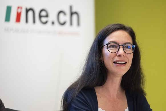 Celine Vara, conseillere d�Etat (NE) parle lors d&#039;une conference de presse portant sur un projet pilote de permis d&#039;eleve conducteur numerique e-ID dans le canton de Neuchatel ce lundi, 8 se ...