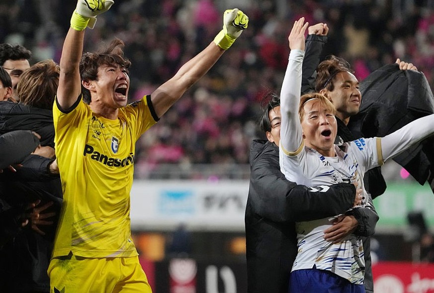 Ce championnat adopte un format complètement déroutant