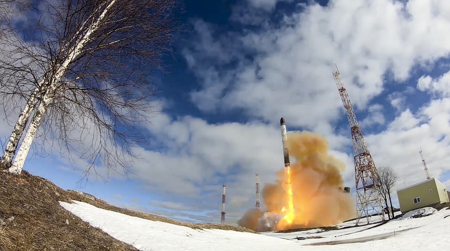 Un missile balistique intercontinental Sarmat lancé dans le nord-ouest de la Russie.